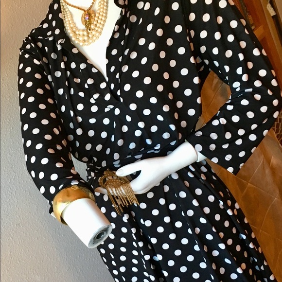 💍 Vintage Retro Polka Dot Wrap-style Dress - Picture 1 of 8